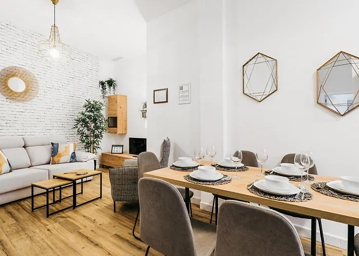 Macarena Junto A La Basilica De La Macarena 塞维利亚